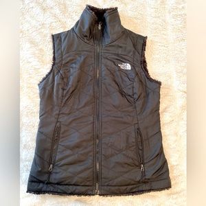 Women’s North Face Reversible Vest size XS